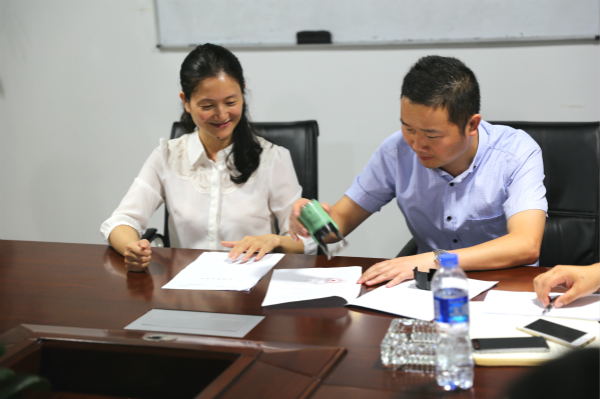 聘請(qǐng)法律顧問